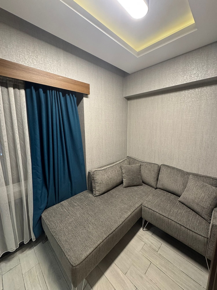 Golaz Suit Otel 34/43