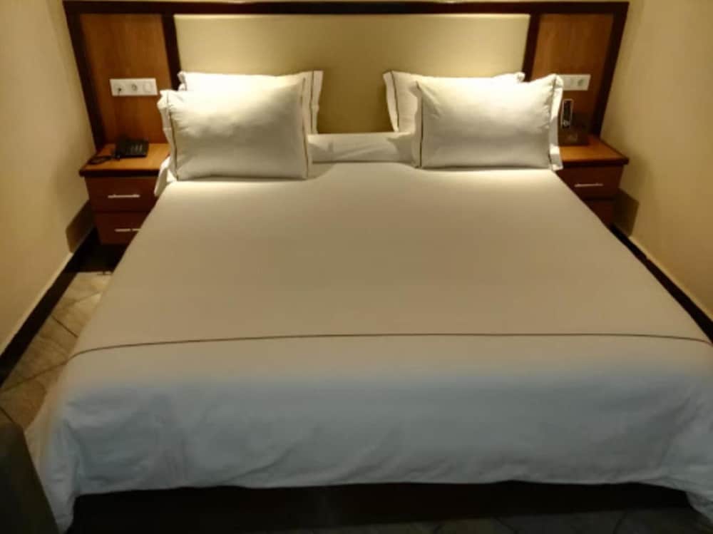 Assala Hotel Oran 26/48