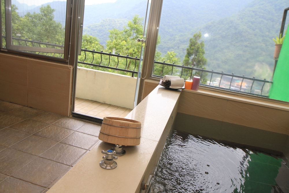 Beauty Garden Hotel 23/67