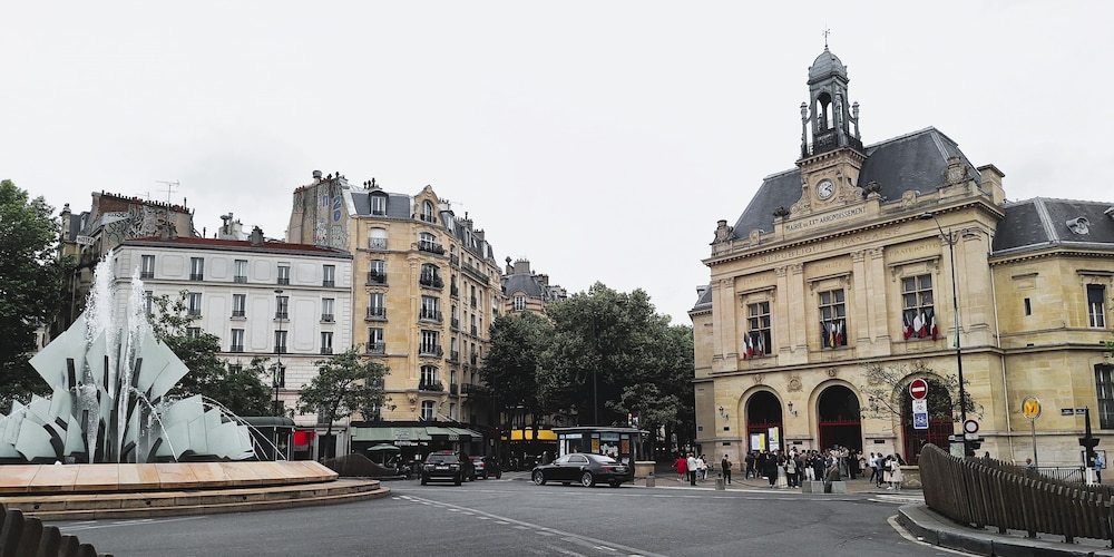 Hipotel Paris Gambetta Republique 46/58