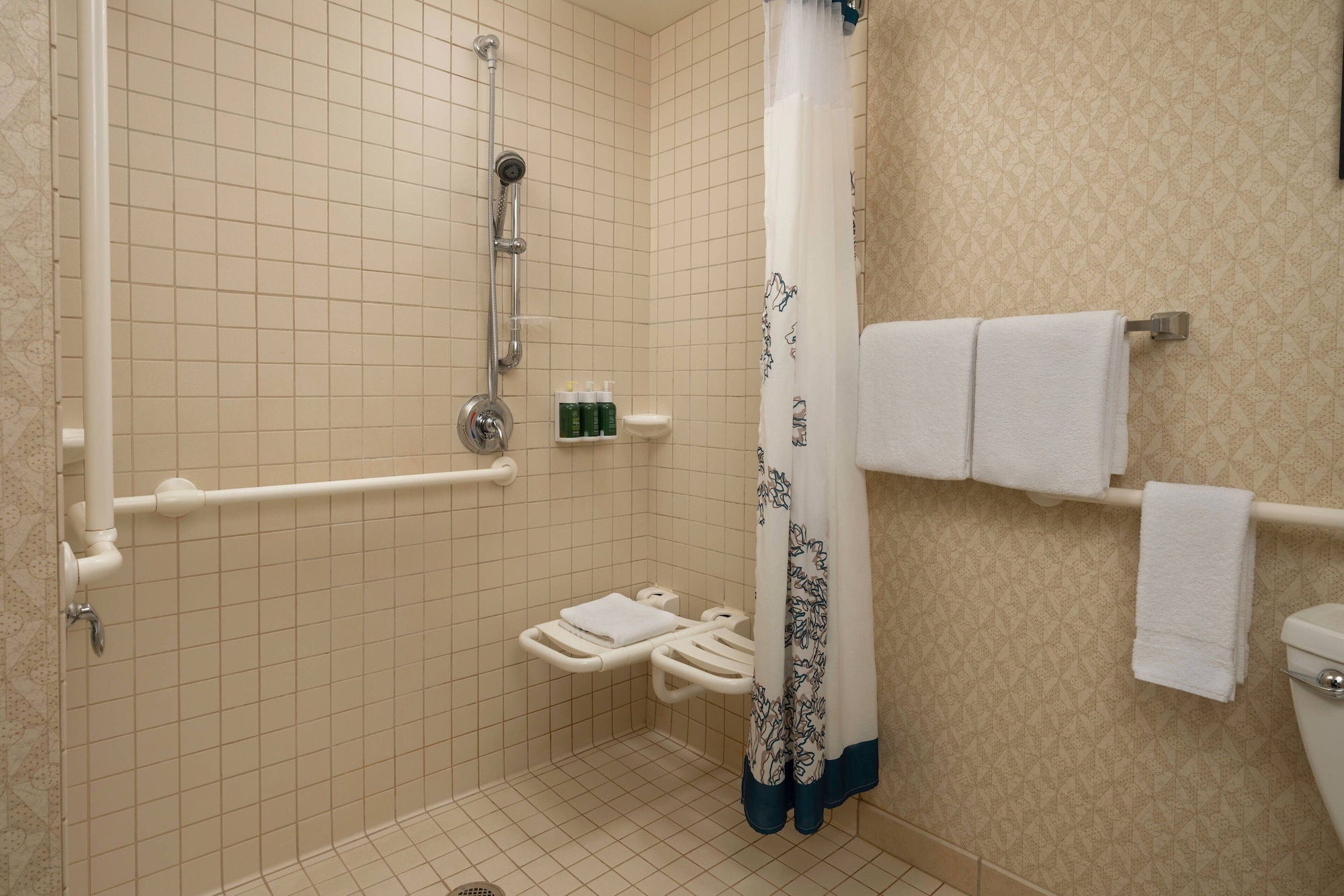 جناح بسرير كينج بغرفة نوم واحدة مع أريكة، Residence Inn by Marriott Bellevue Downtown 6/6
