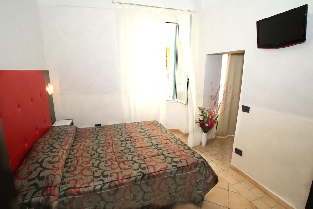 Sakura Inn Sanremo 10/21