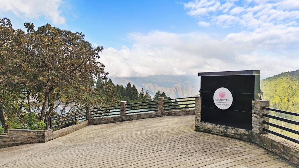 Country Inn Premier Pacific Mall Road Mussoorie 48/60