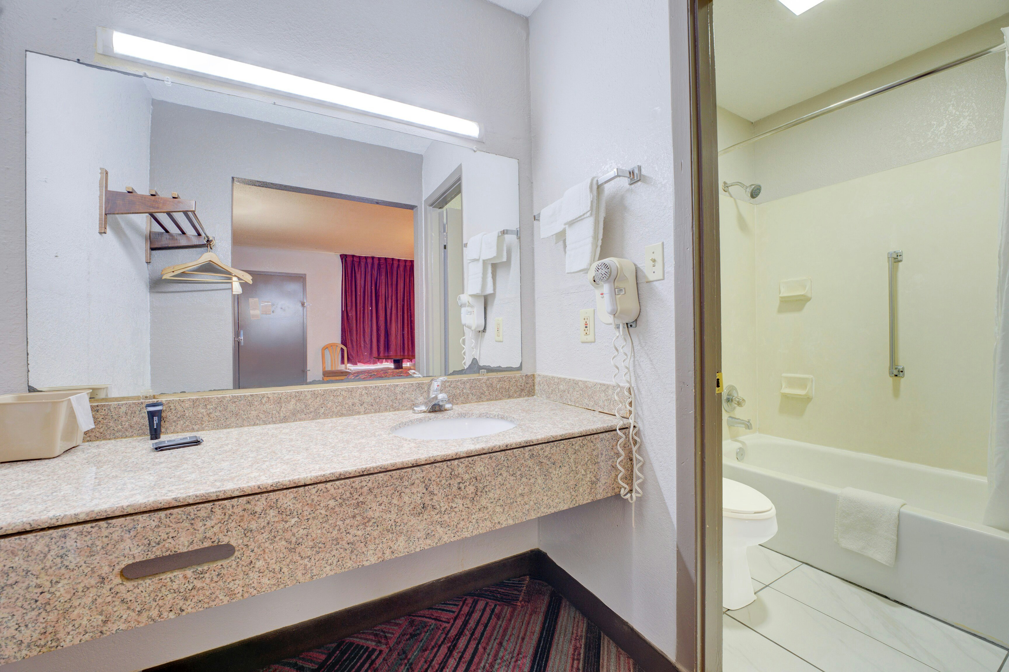 Travel Inn Lebanon Nashville Near I-40 59/61