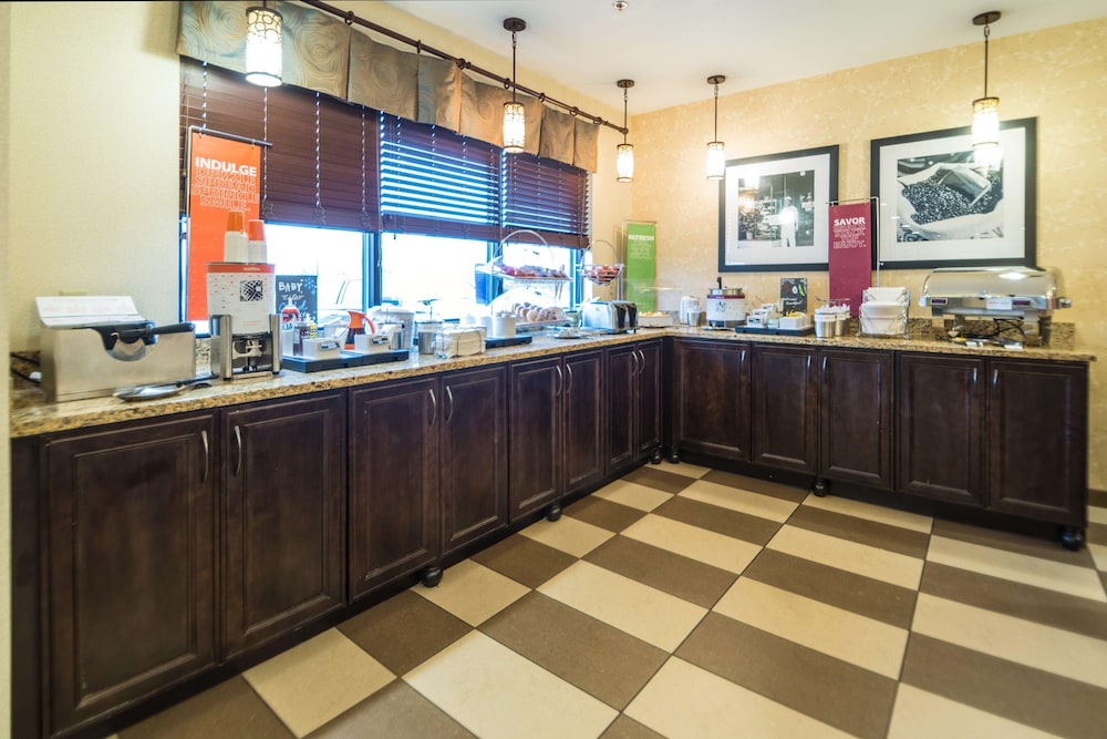 Hampton Inn by Hilton Tiffin 6/47