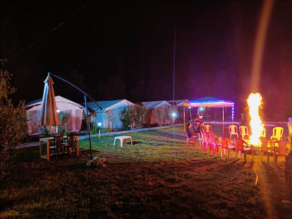Mountain Camp 29/30