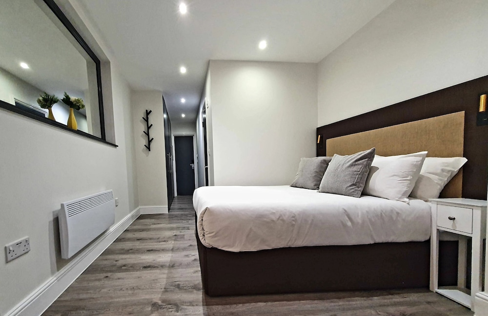 استوديو ديلوكس بسرير مزدوج مع أريكة بمطبخ، Hyde Park Superior Apartments 3/7