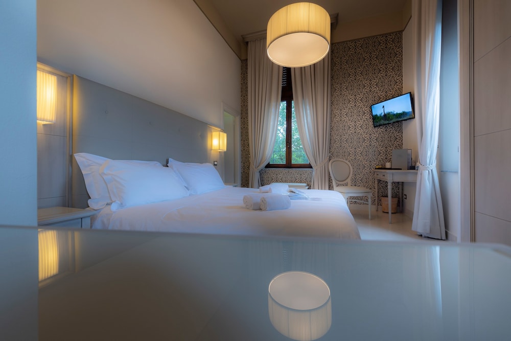 Hotel Villa Elda 64/65