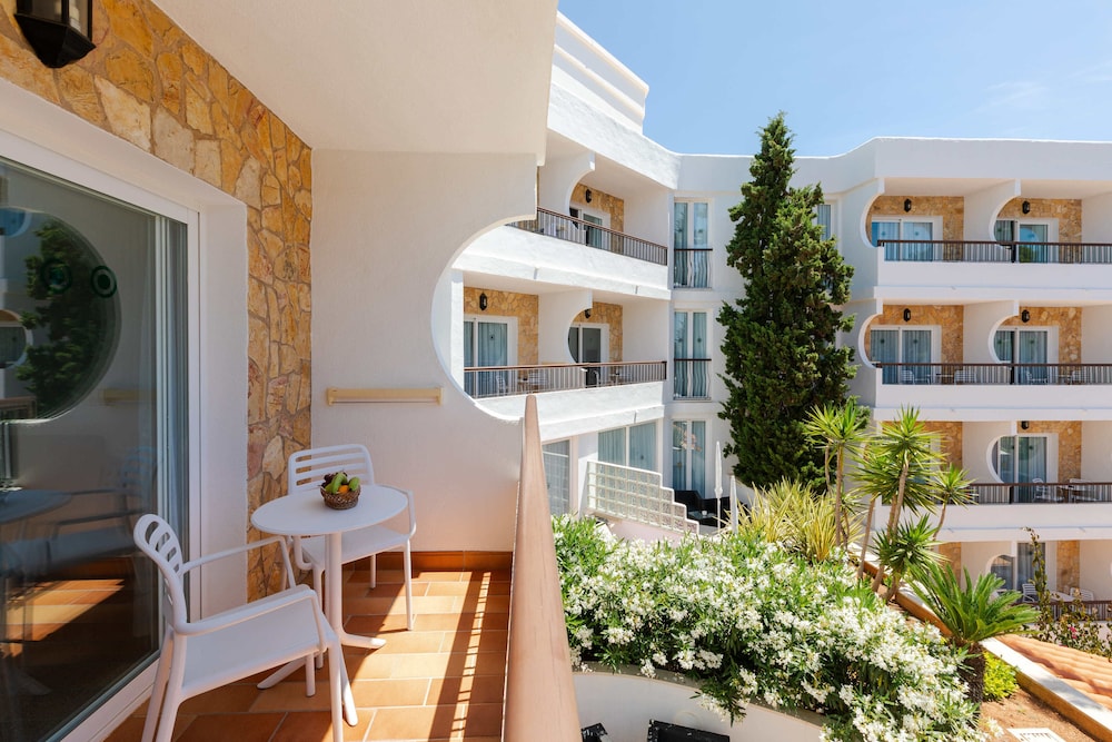 S'Argamassa Boutique Hotel 8/69