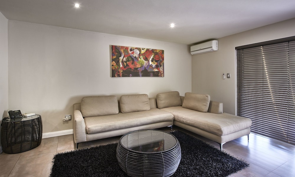 Dynasty Forest Sandown Accommodation 45/69