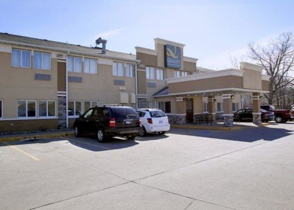Quality Inn & Suites Des Moines Airport 45/50
