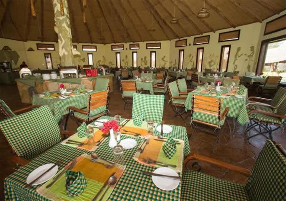 AA Lodge Masai Mara 33/50