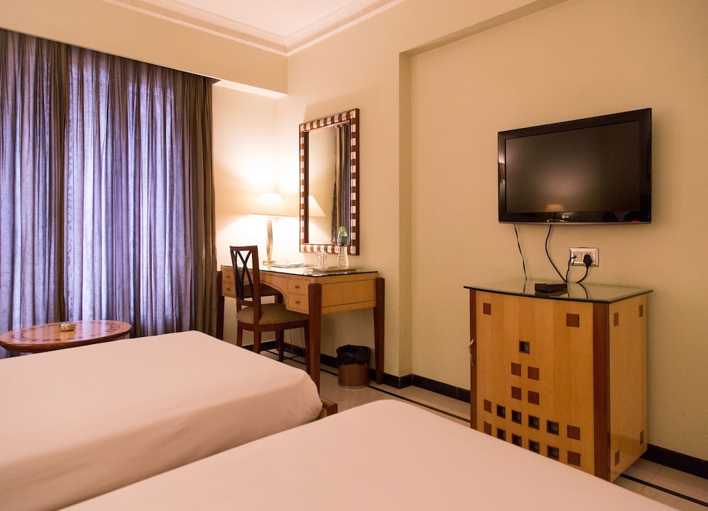 Sarovar Portico Kalupur Ahmedabad 13/42