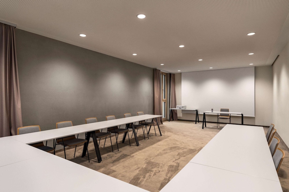 AMEDIA HOTEL LUSTENAU TRADEMARK COLLECTION BY WYNDHAM — 8