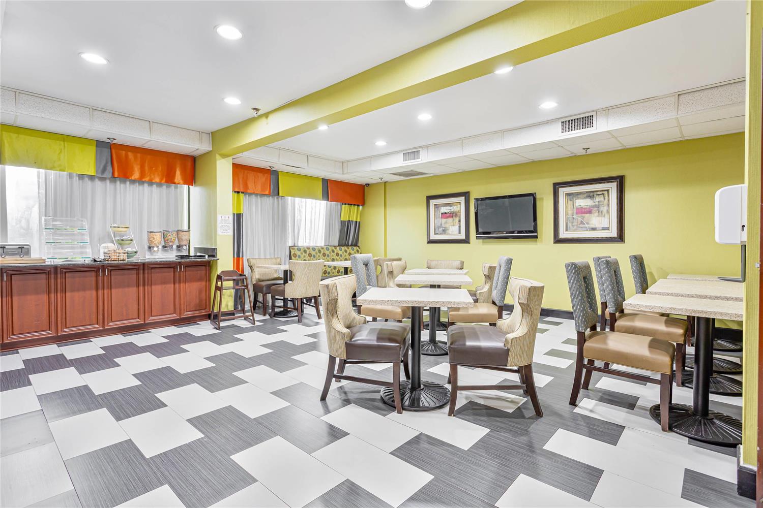 Quality Inn Prattville I-65 46/59