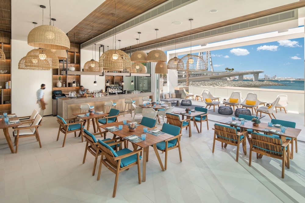 Address Beach Resort 78/78