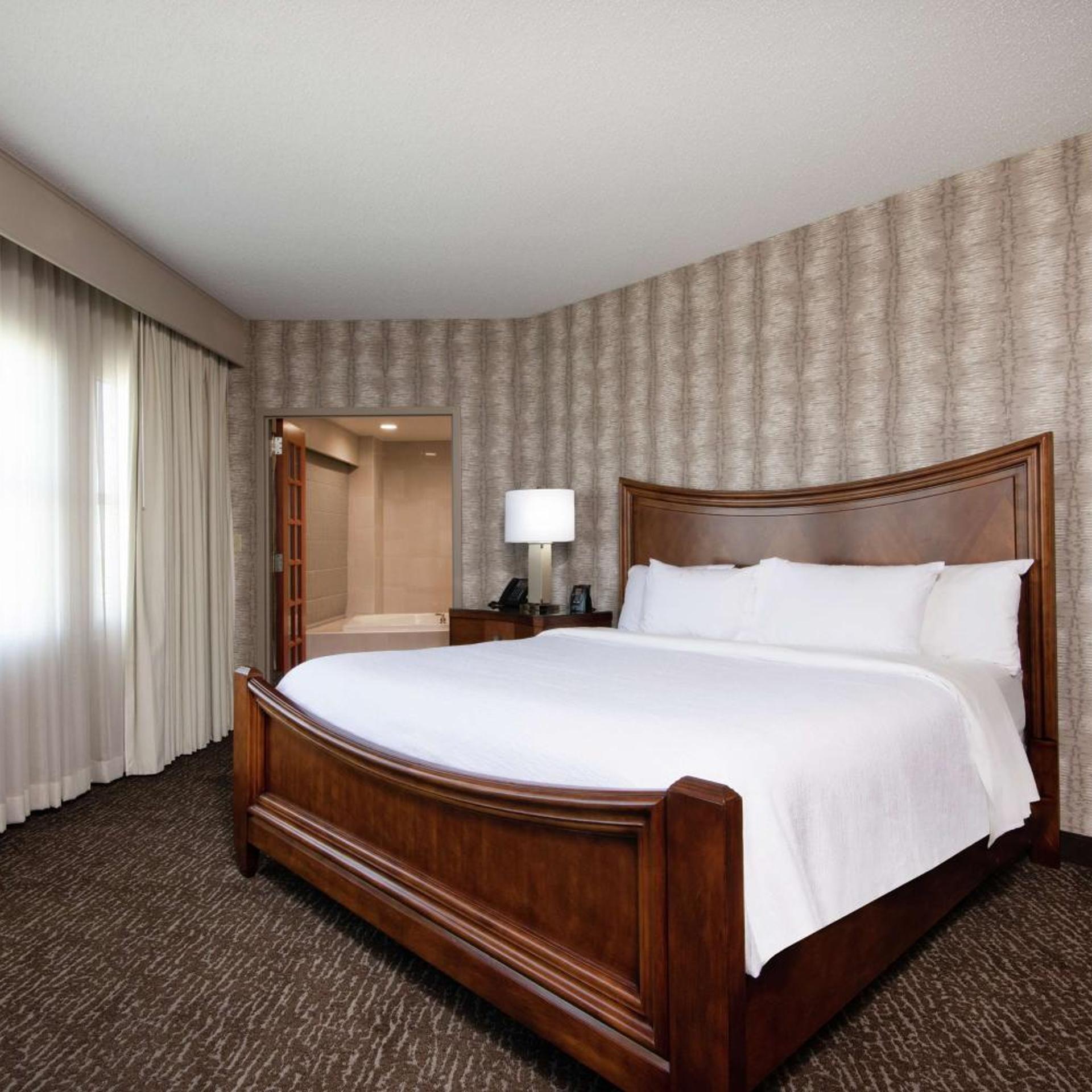 2 Bedrooms, Premium, Suite, Corner