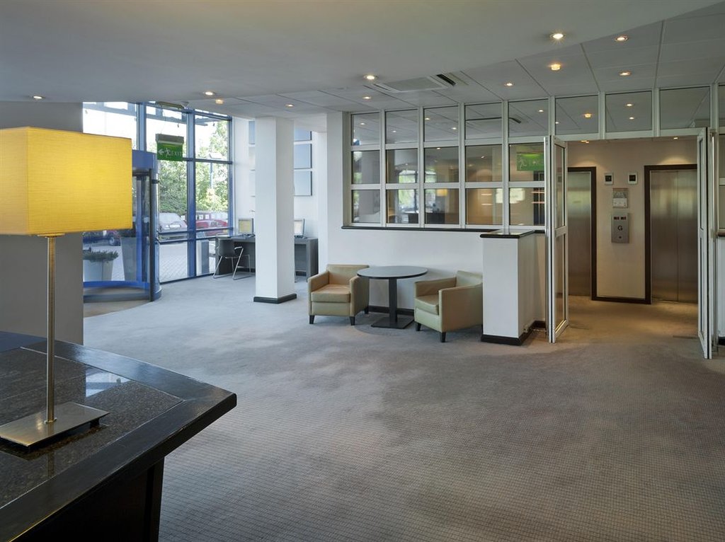 HOLIDAY INN LONDON BRENT CROSS 14/46