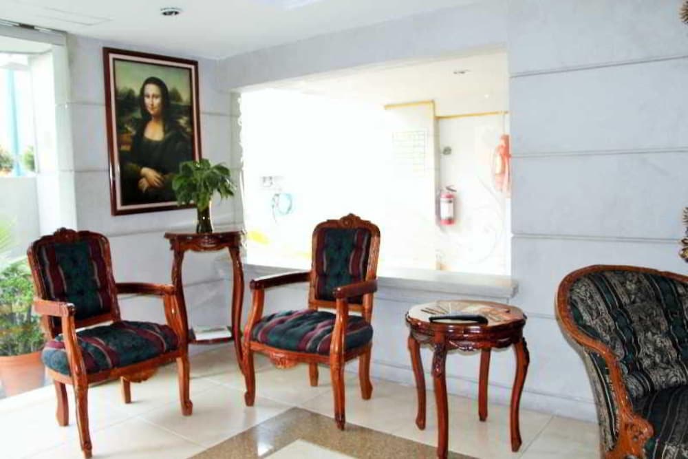 Residence L Heritage Aristoteles 140 By Bluebay Ex Suites Aristoteles 140 52/57