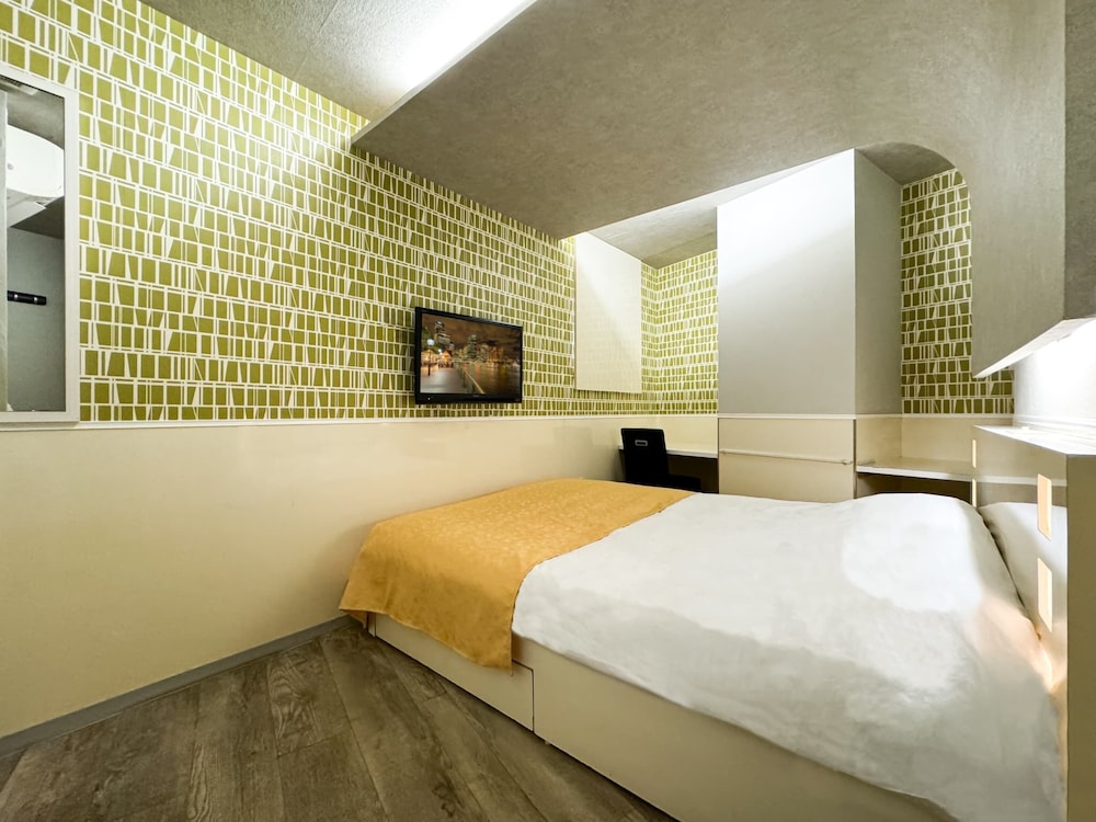 Hotel Century 14/49