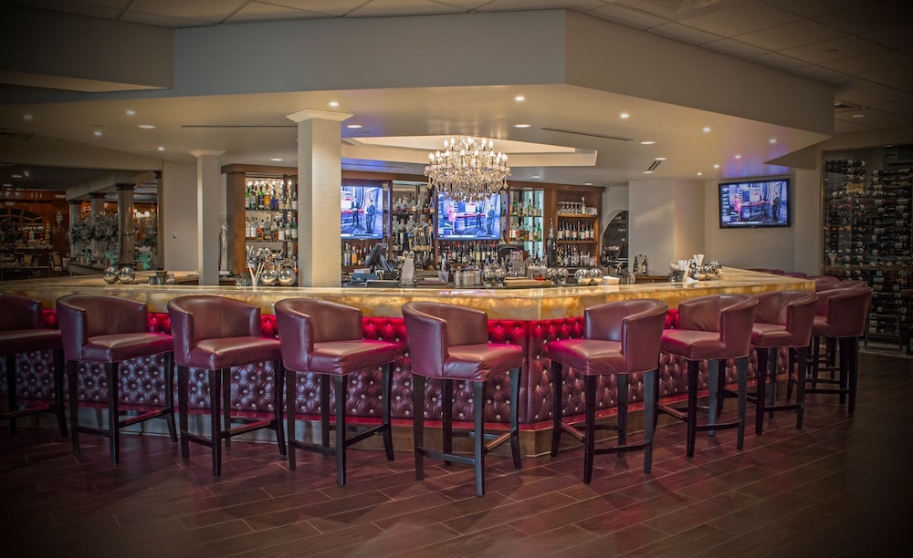 The Delavan Hotel And Spa 38/48