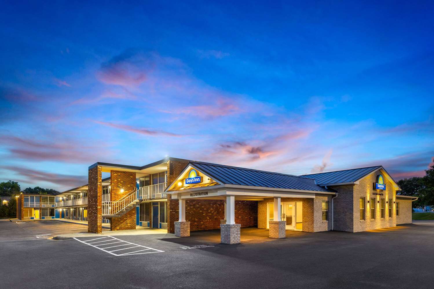 Days Inn by Wyndham Frederick 5/45