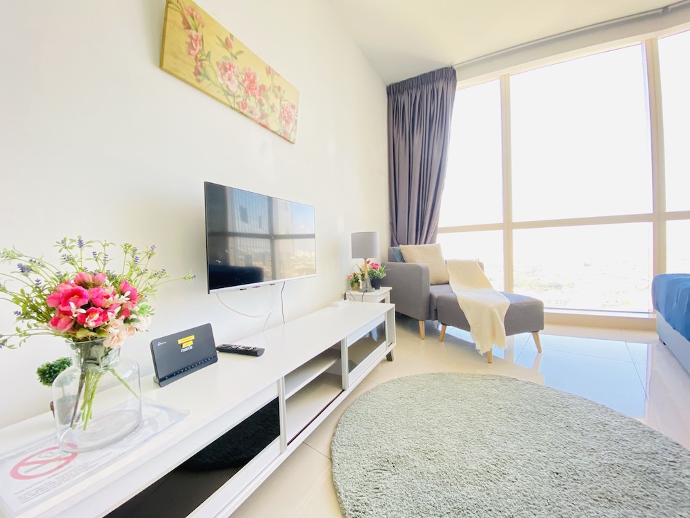 Chrisenbel Suites - Pinnacle Pj 23/37