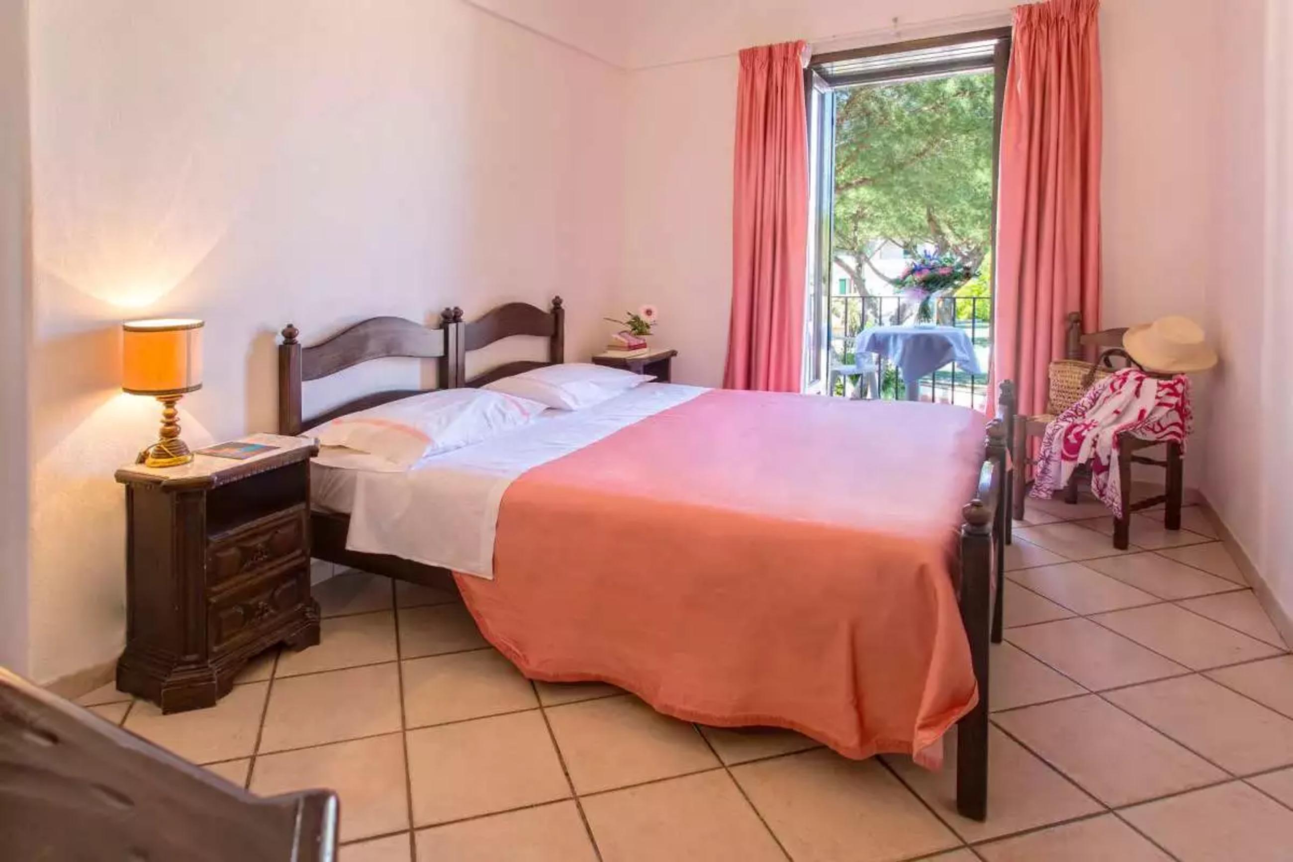 Standard, Garden View, Balcony or Terrace