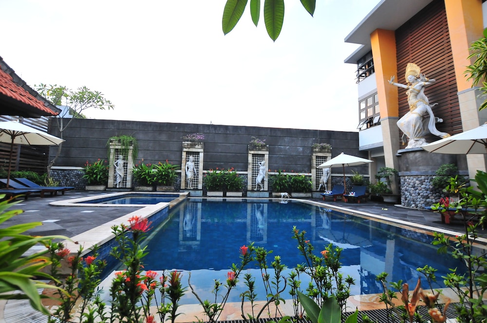 Hotel Sandat Legian 9/62