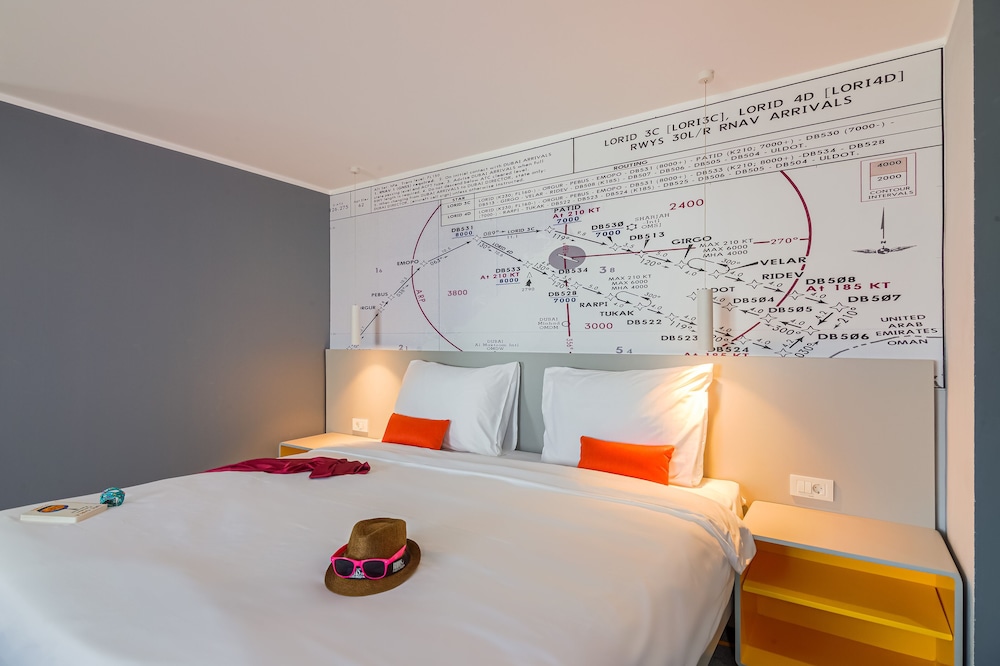 ibis Styles Bucharest Airport 16/54