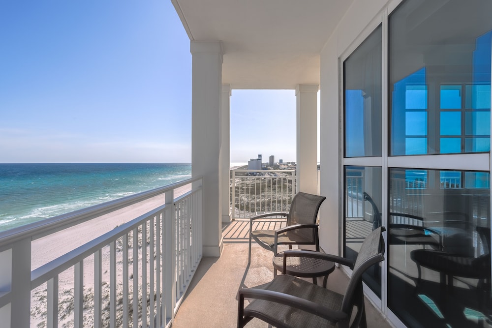 The Pensacola Beach Resort 71/74