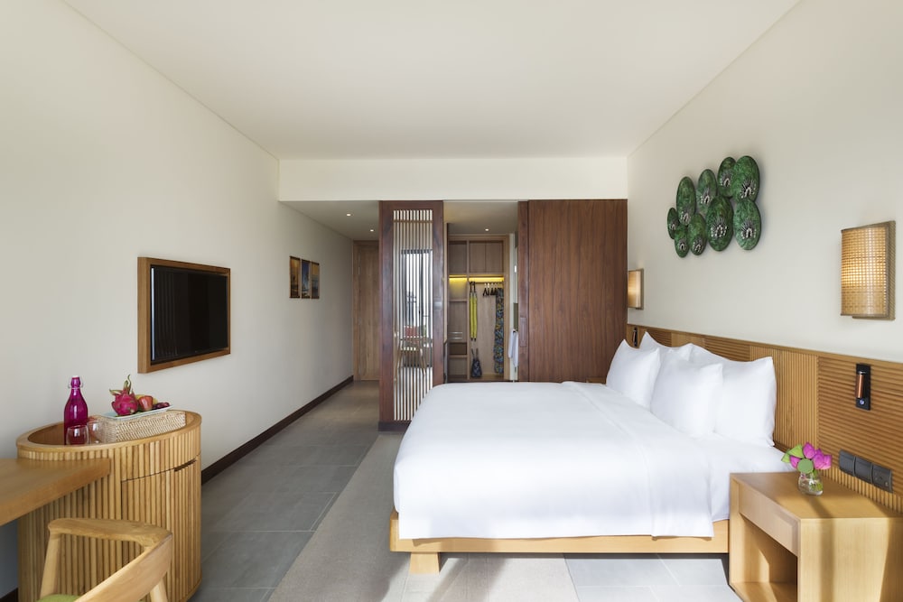 Dusit Princess Moonrise Beach Resort 11/81