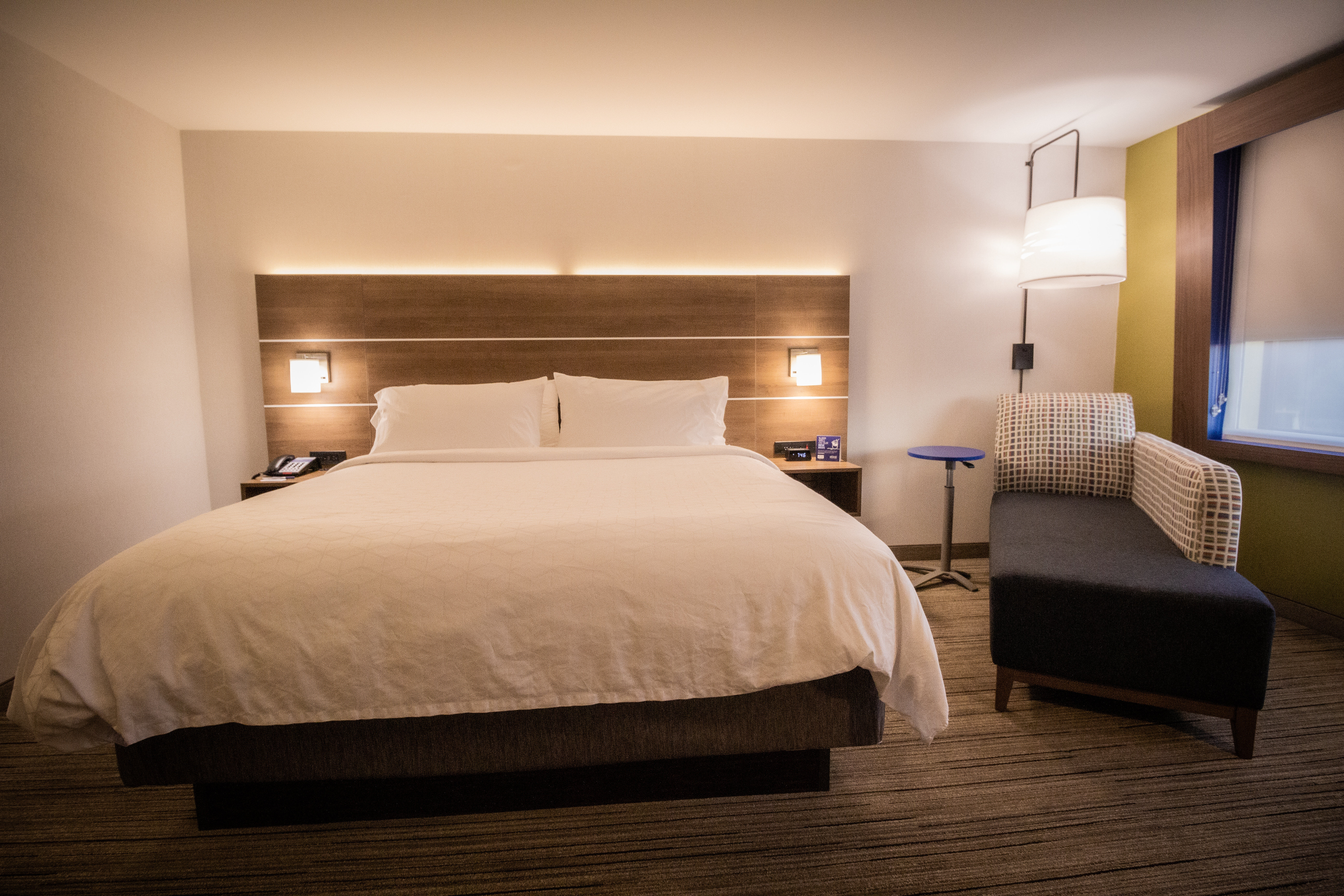 غرفة بسرير كينج لذوي الإعاقة، Holiday Inn Express And Suites Boston South Randolph 2/4