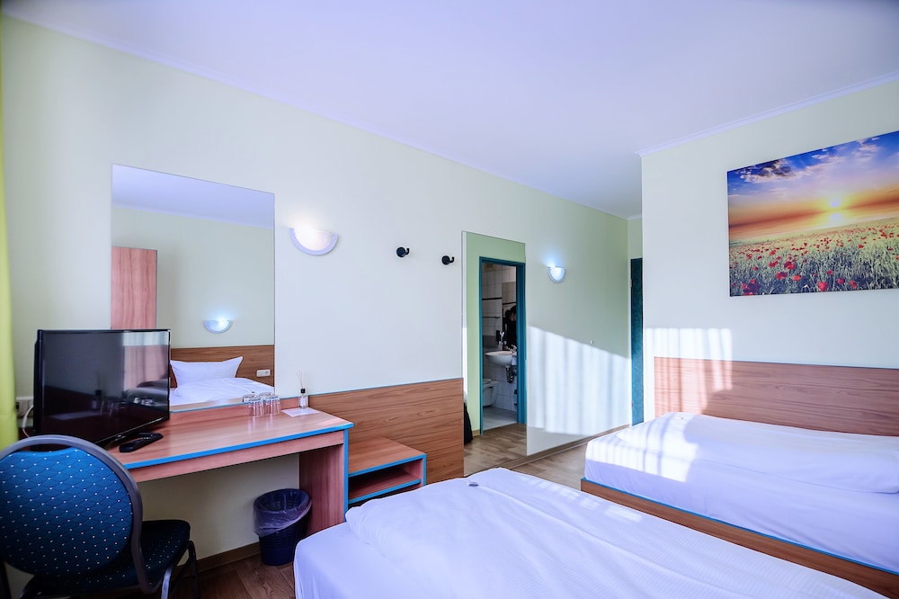 REGIOHOTEL Halle Leipzig Airport 10/24