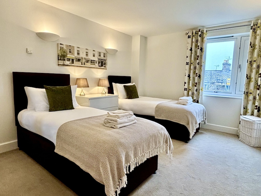 YOUR SPACE APARTMENTS - THE HAMILTONS 21/46