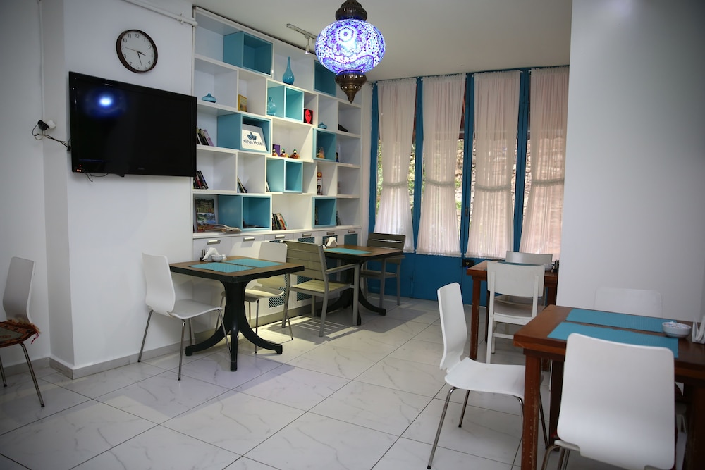 MINEL HOTEL 46/55