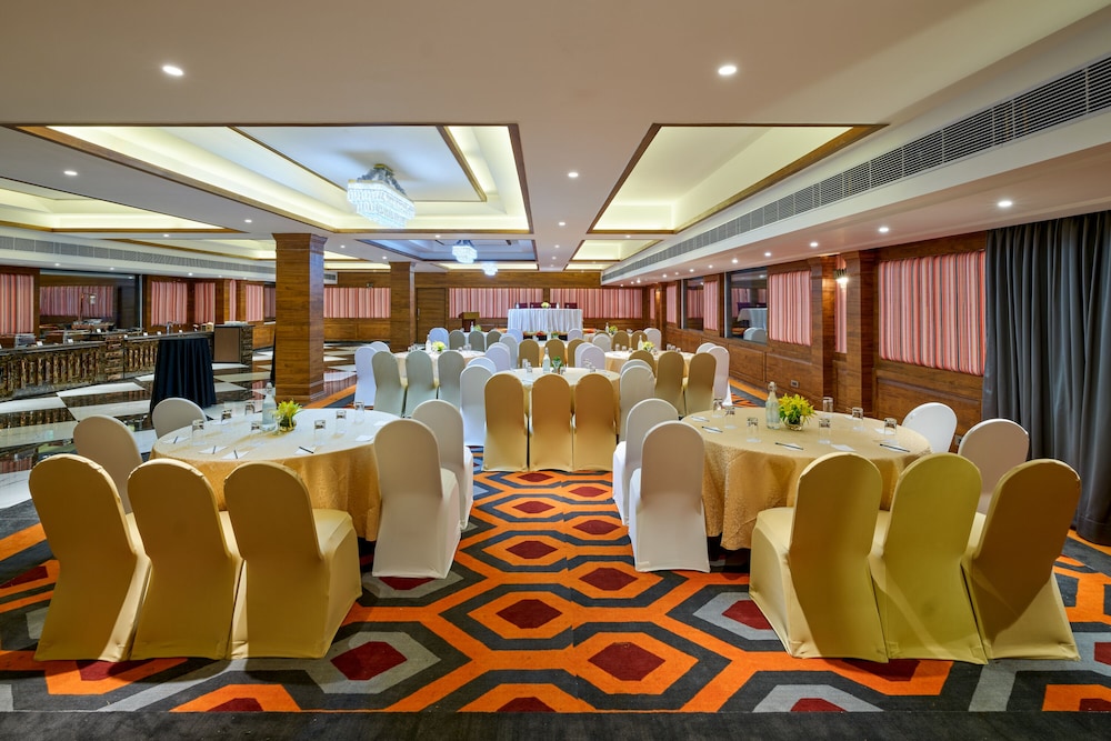 Zone by The Park Pathankot 53/57