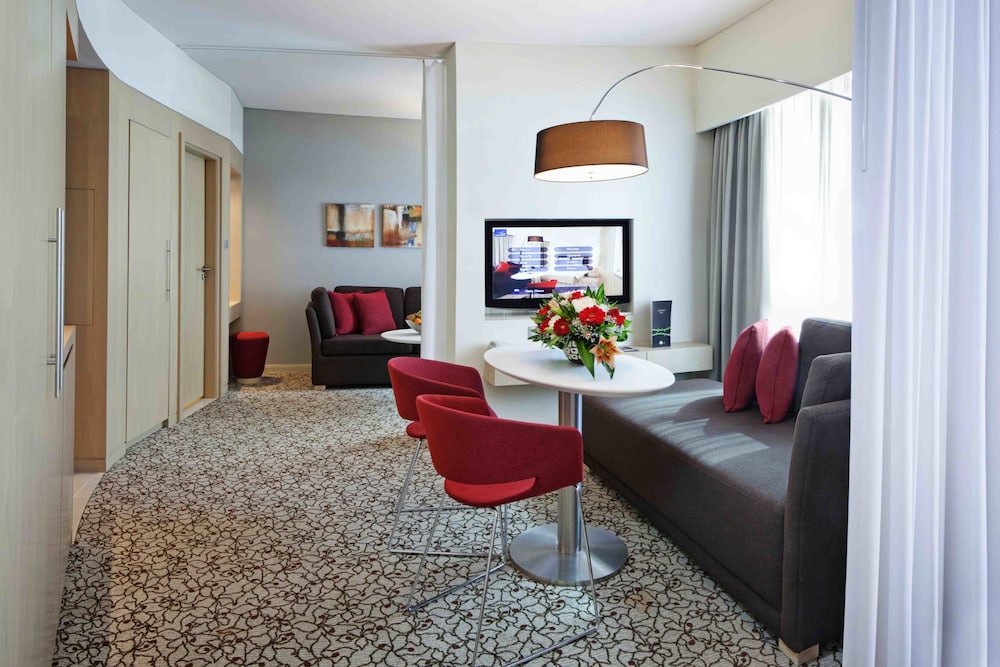 Novotel Suites Mall Avenue Dubai 30/49