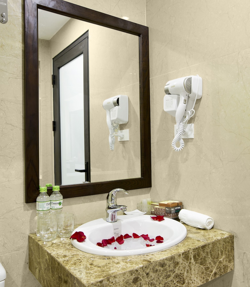 Blubiz Hotel My Dinh Song Da 29/47
