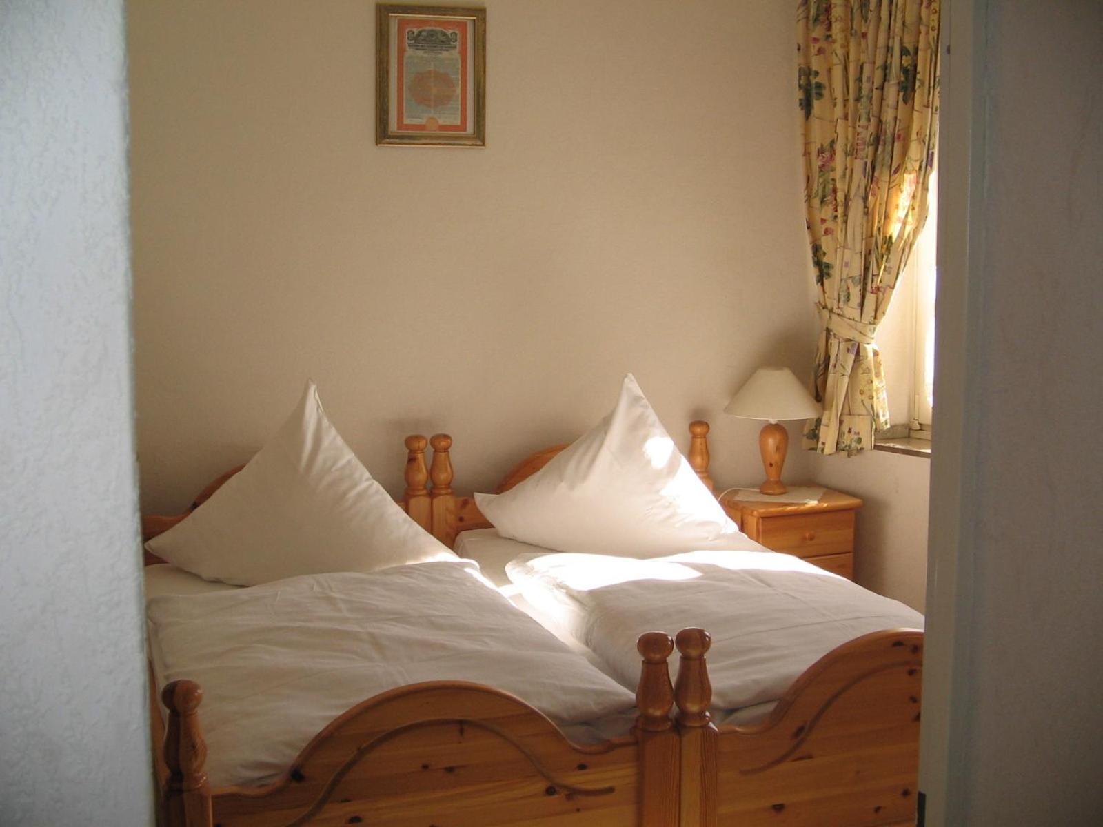 Room, Double Bed