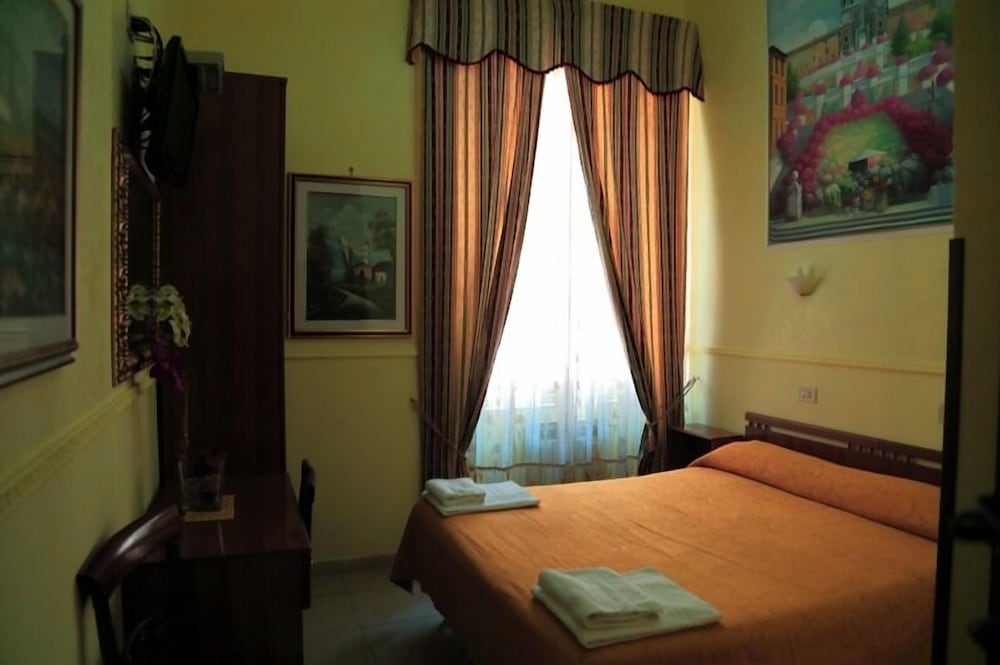 Hotel Sol Levante 11/28