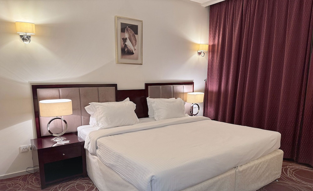 3 Rooms, Suite, 1 Queen and 4 Single Beds، ابراج الريان المكية(Al Rayyan Makiya Towers Hotel) 5/10