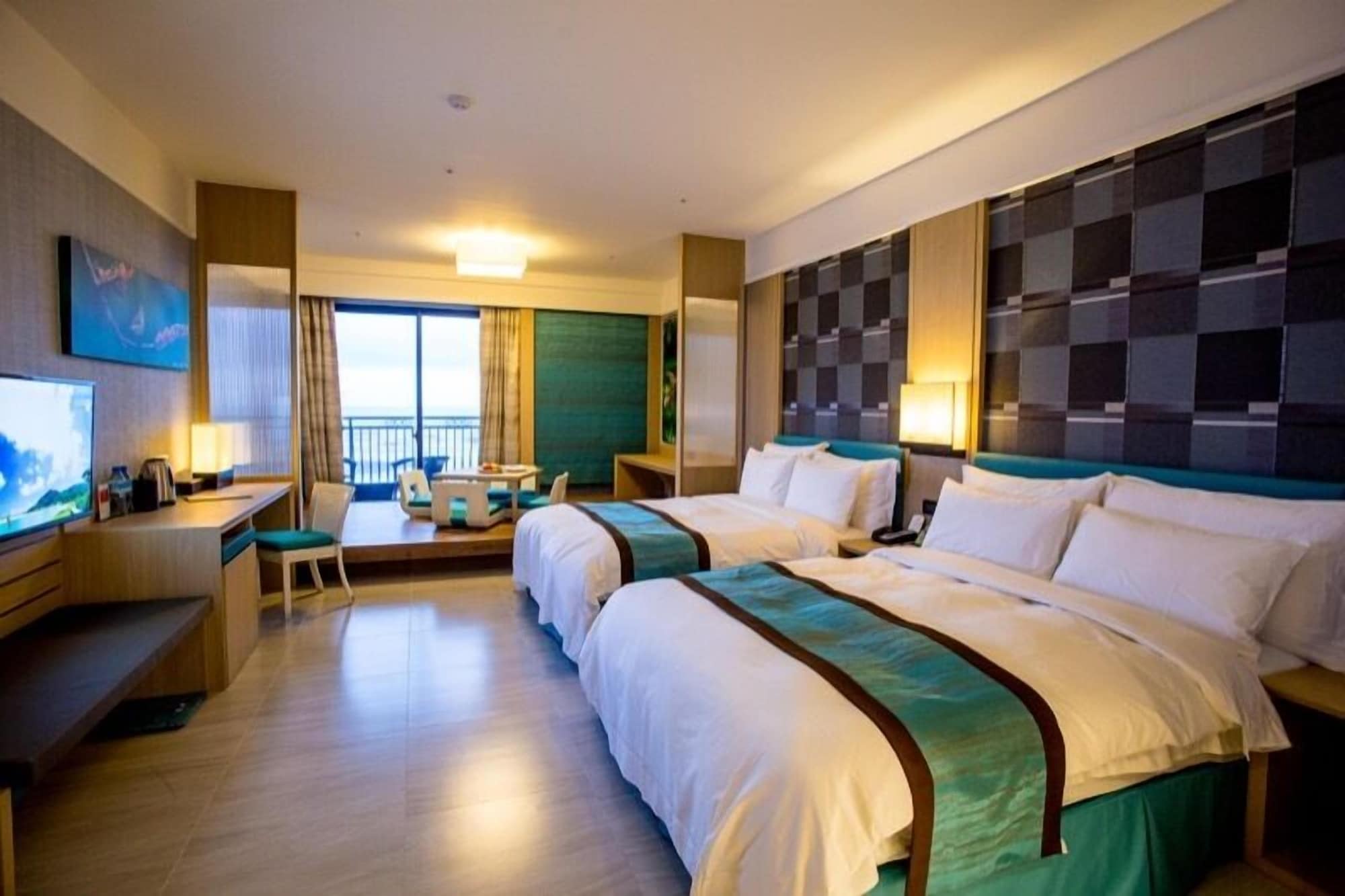 room, 2 queen beds