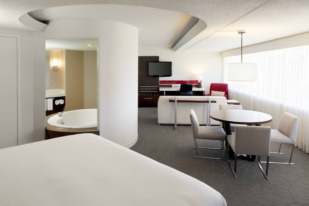 Delta Hotels By Marriott Quebec 11/44