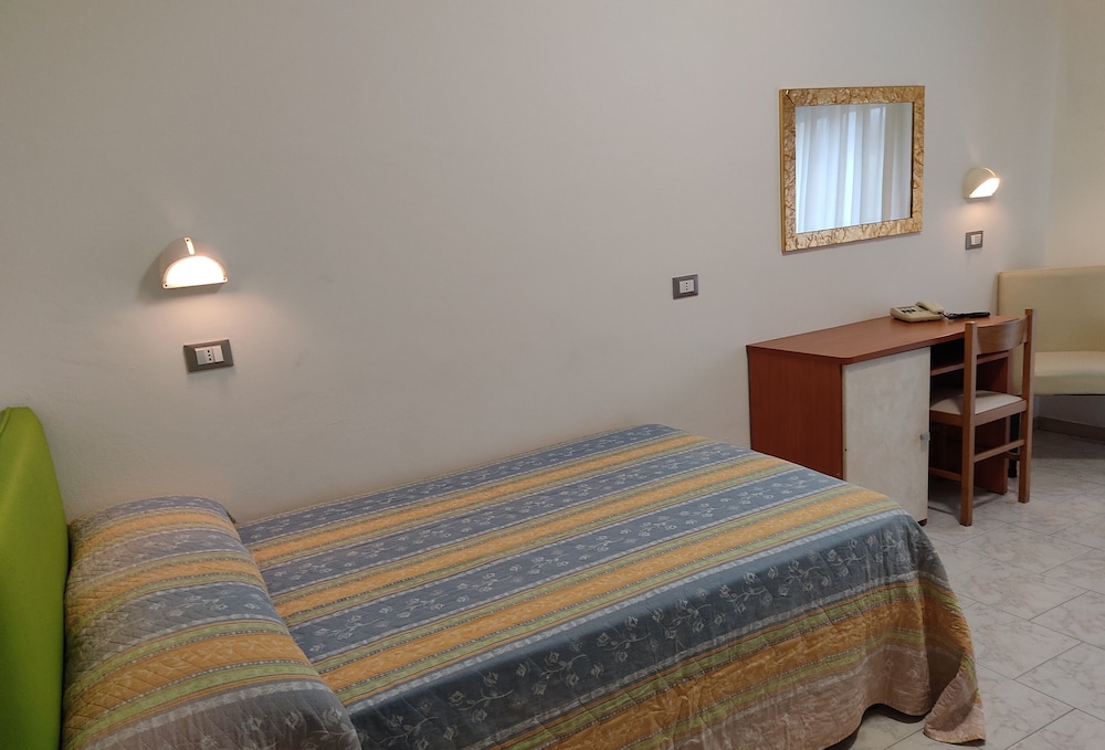 غرفة كومفورت بغرفة نوم واحدة مفردة بسرير فردي، Hotel Kristalex 4/5