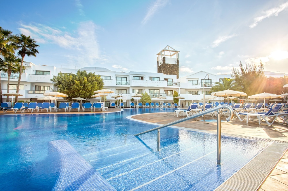 THB Lanzarote Beach 24/50