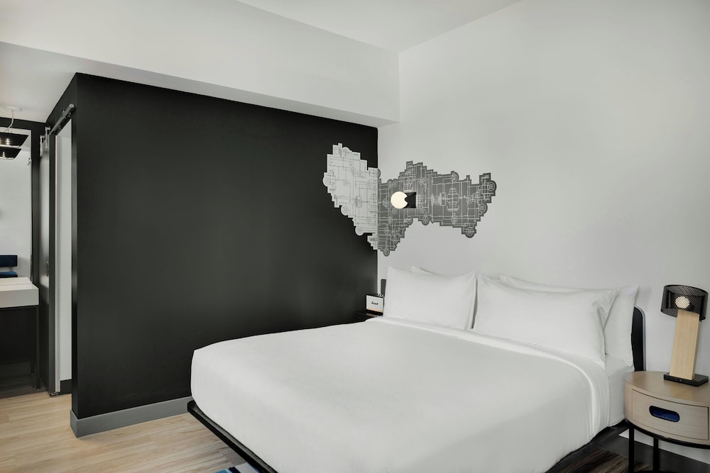Aloft Indianapolis Downtown 11/36