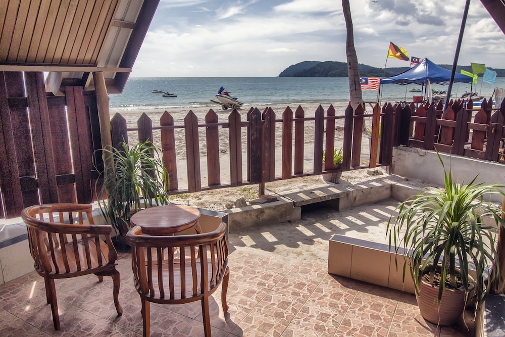 Sandy Beach Resort Langkawi 10/16