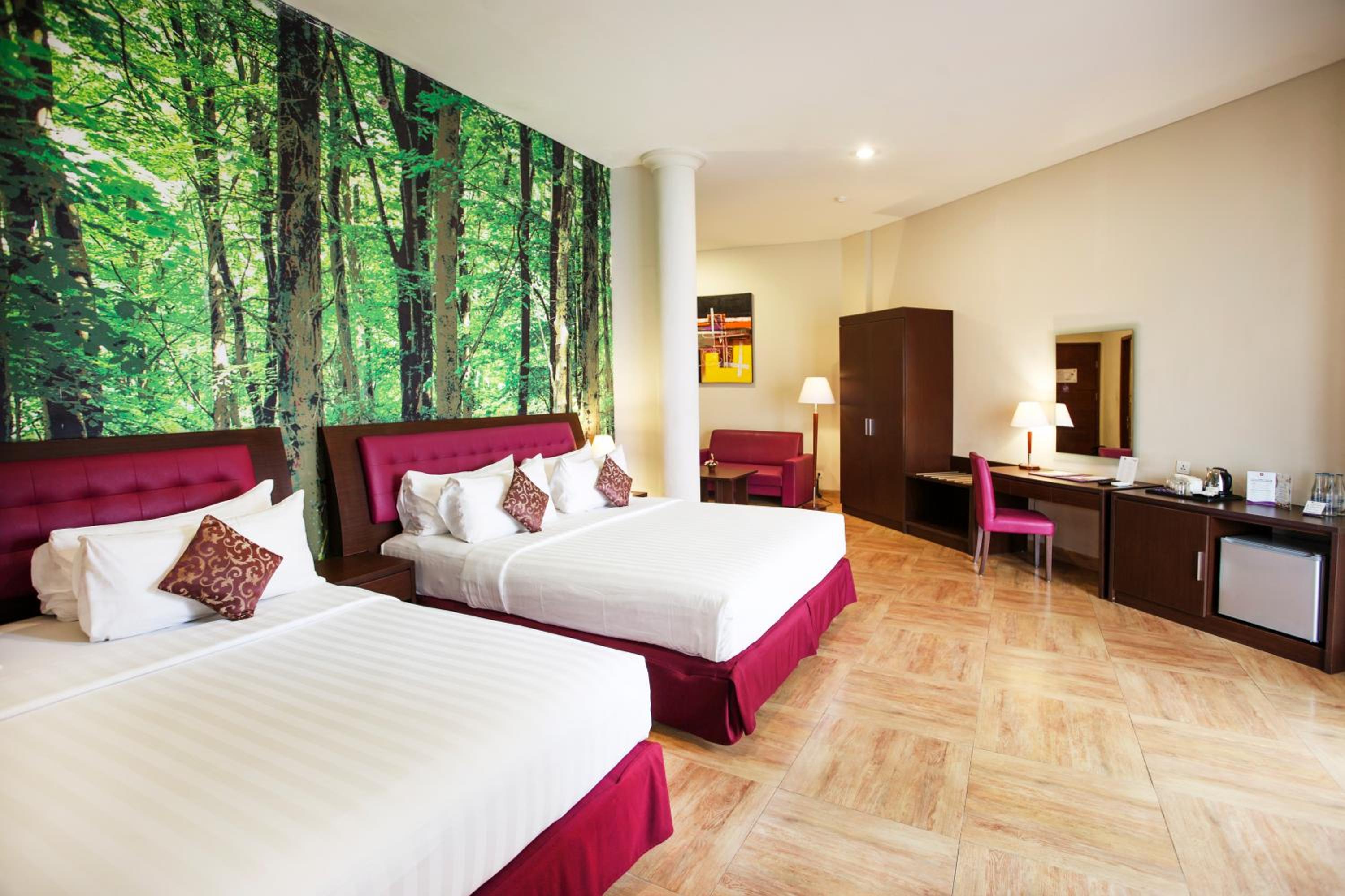 Room, Quadruple, 2 Double Beds, No Window