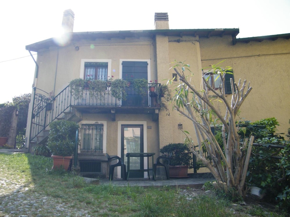 Hotel Montecodeno 1/26